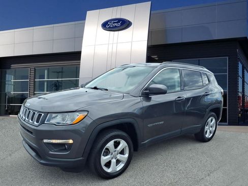 Used 2021 Jeep Compass Latitude AWD/4WD image 4
