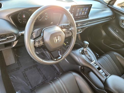 Used 2024 Honda HR-V EX-L image 14