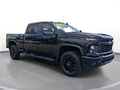 Used 2025 Chevrolet Silverado 2500 Custom w/ Custom Value Package