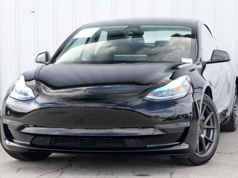 Used 2022 Tesla Model 3 Long Range image 3