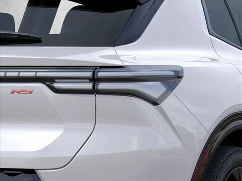 New 2025 Chevrolet Equinox EV RS w/ Active Safety Package 3 AWD/4WD image 11