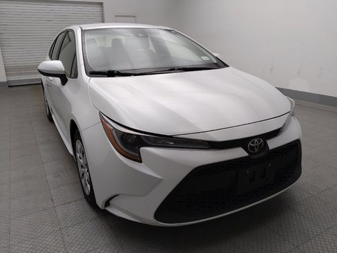 Used 2022 Toyota Corolla LE FWD image 14