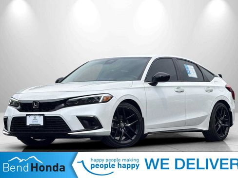 Used 2023 Honda Civic Sport image 1