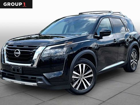 Used 2025 Nissan Pathfinder Platinum w/ Cargo Package FWD image 1