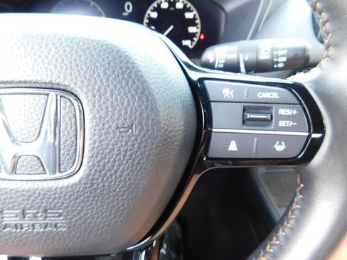 Used 2025 Honda HR-V Sport image 27
