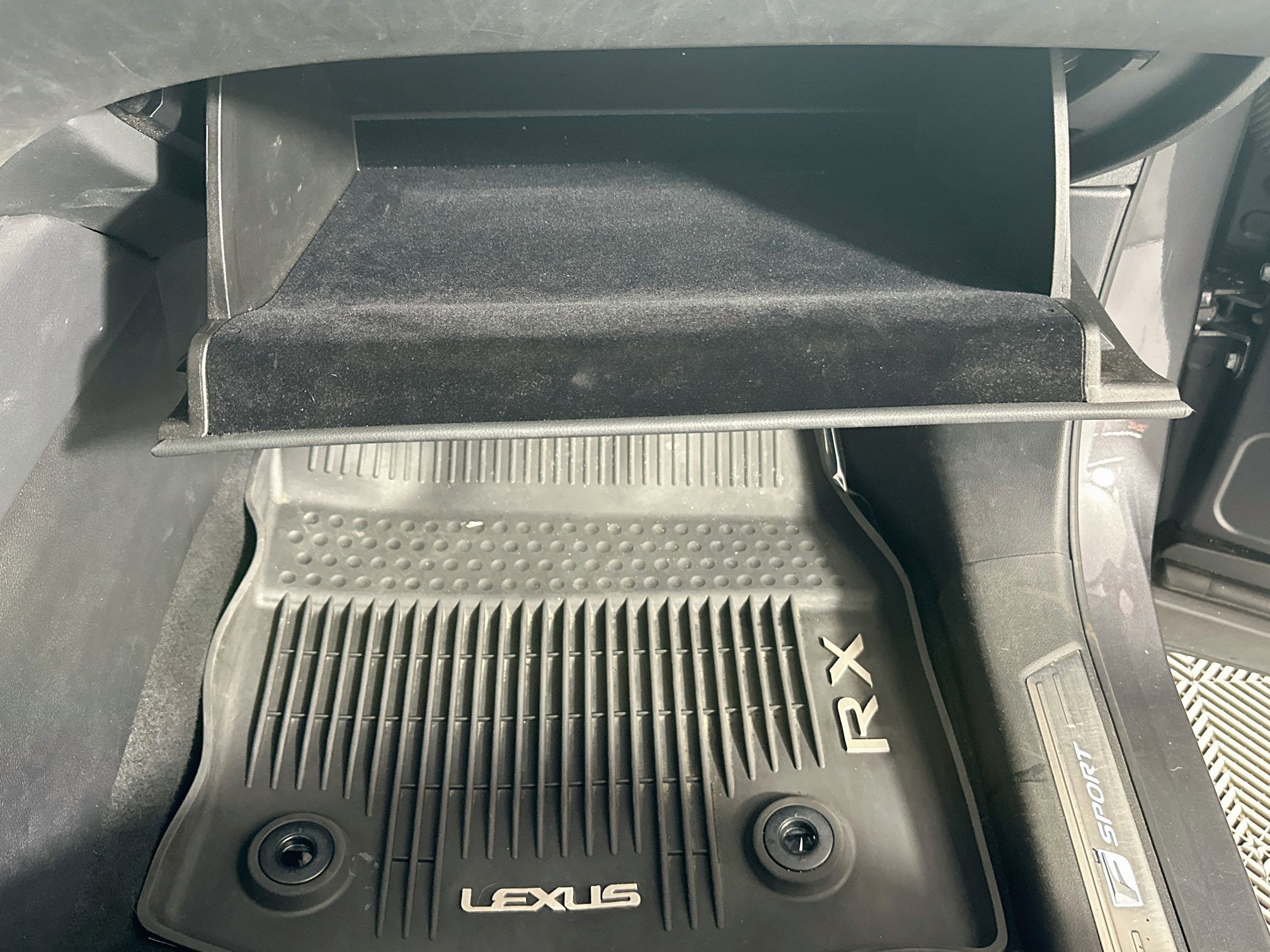 Used 2024 Lexus RX 500h F Sport w/ Convenience Package AWD/4WD image 32