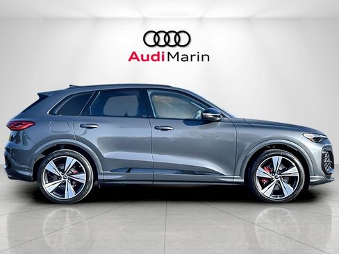 New 2025 Audi SQ5 Premium Plus image 6