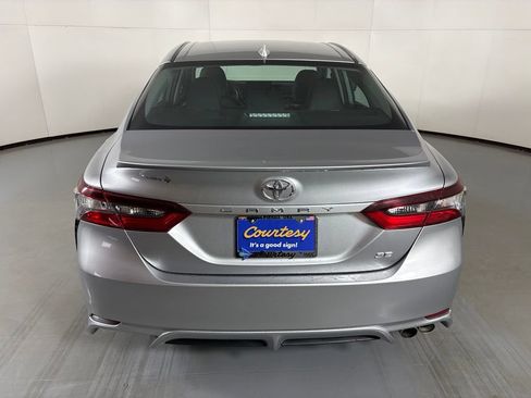Used 2024 Toyota Camry SE FWD image 7