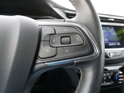 Used 2023 Buick Encore GX Essence w/ Experience Buick Package image 23