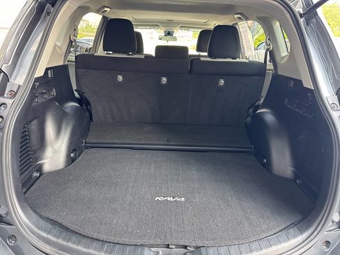 Used 2017 Toyota RAV4 XLE image 21