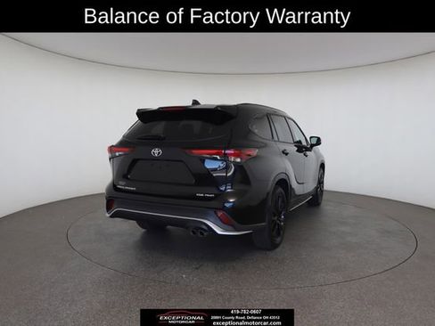 Used 2025 Toyota Highlander XSE AWD/4WD image 17