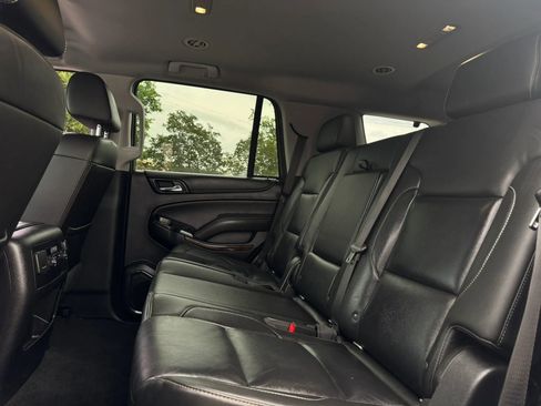 Used 2018 Chevrolet Tahoe LT w/ Z71 Midnight Edition AWD/4WD image 19