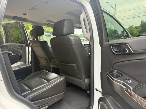 Used 2019 Chevrolet Tahoe LT AWD/4WD image 14