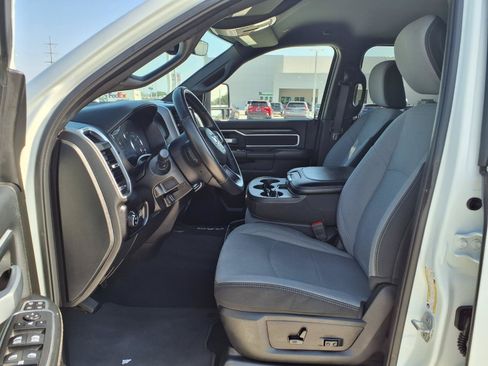 Used 2024 RAM 2500 Big Horn AWD/4WD image 24