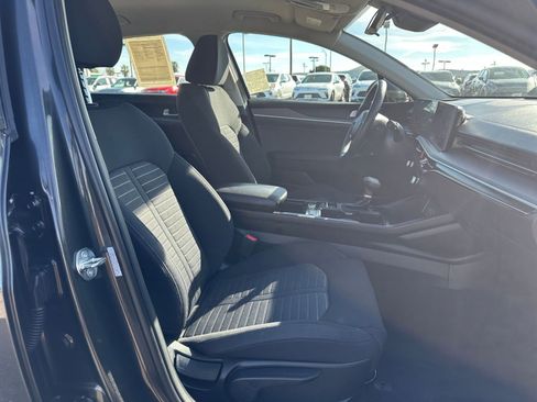 Used 2025 Kia K5 LXS image 37