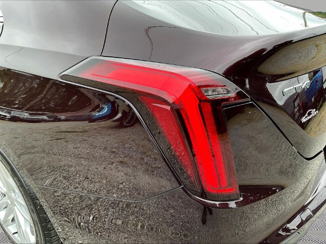 Used 2021 Cadillac CT4 Luxury w/ Sun And Sound Package RWD image 24
