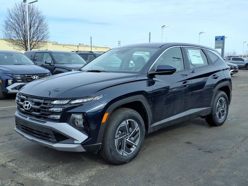 New 2026 Hyundai Tucson Blue SE AWD/4WD image 3