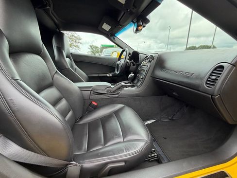 Used 2010 Chevrolet Corvette Grand Sport RWD image 19
