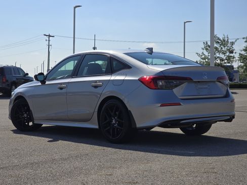 Used 2024 Honda Civic Sport image 13