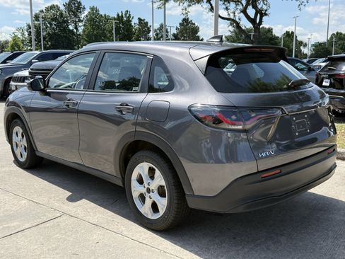 Used 2025 Honda HR-V LX image 7