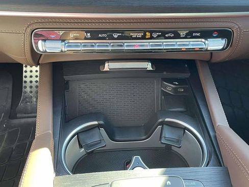 Used 2024 Mercedes-Benz GLE 63 AMG S image 26