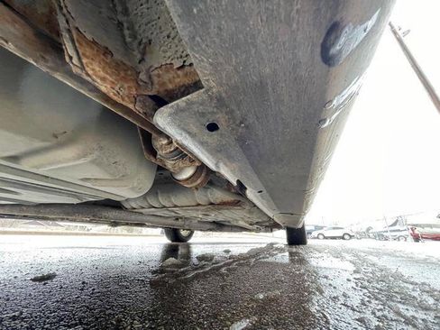 Used 2000 Ford Taurus SES image 17