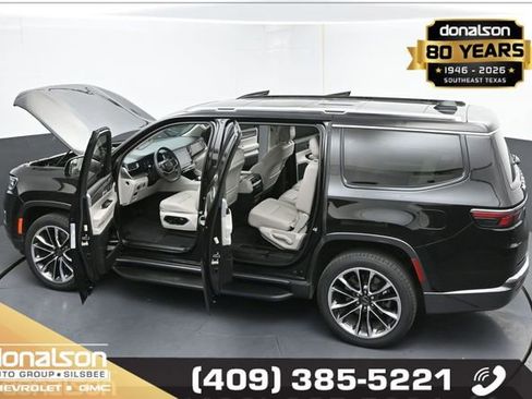 Used 2022 Jeep Wagoneer Series II w/ Convenience Group I RWD image 29