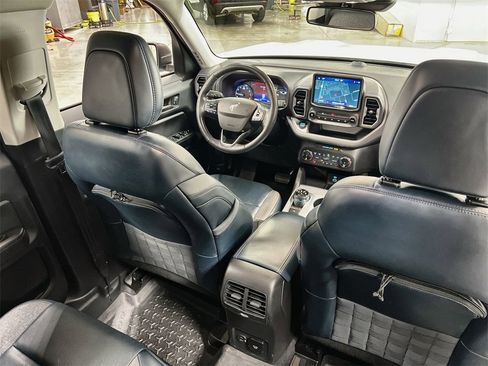 Used 2022 Ford Bronco Sport Outer Banks image 18