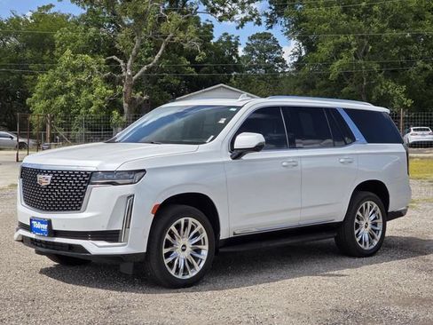 Used 2022 Cadillac Escalade Premium Luxury AWD/4WD image 4