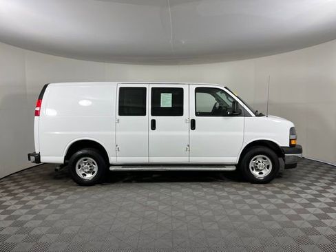 Used 2024 Chevrolet Express 2500 w/ Driver Convenience Package image 8