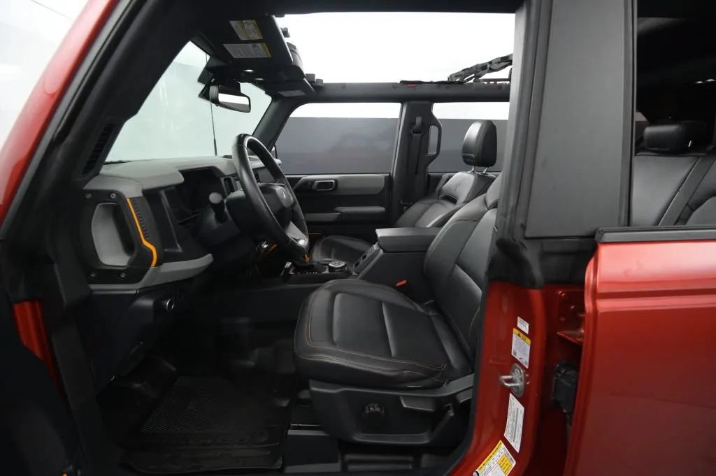 Used 2022 Ford Bronco Badlands w/ Sasquatch Package AWD/4WD image 39