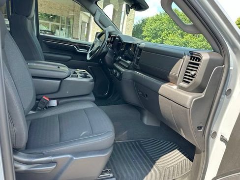 Certified 2024 Chevrolet Silverado 1500 LT AWD/4WD image 30