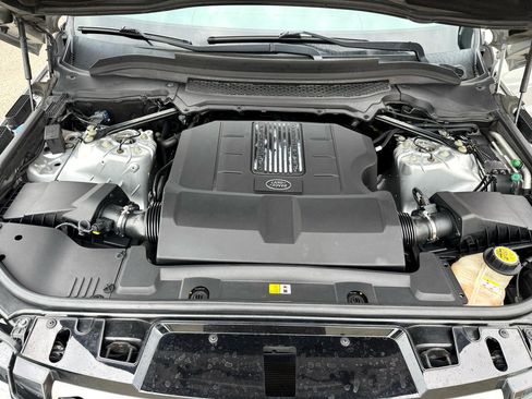 Used 2015 Land Rover Range Rover Sport SE image 33