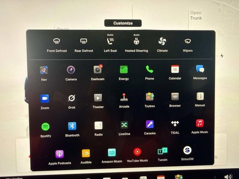 Used 2024 Tesla Model Y Long Range image 34