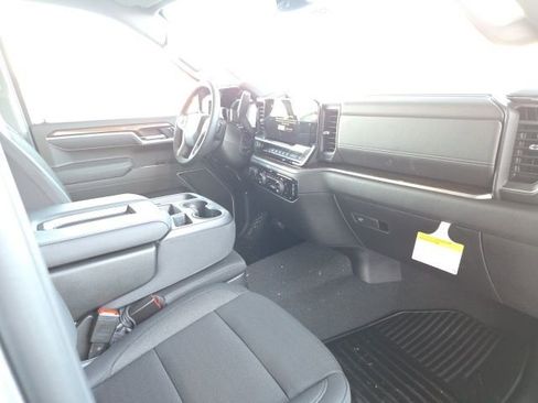 New 2026 Chevrolet Silverado 1500 LT image 17