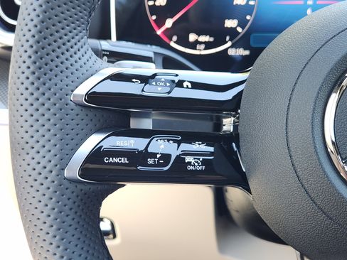 New 2026 Mercedes-Benz CLE 300 4MATIC Coupe image 28