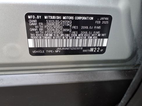 Used 2025 Mitsubishi Outlander SE AWD/4WD image 37