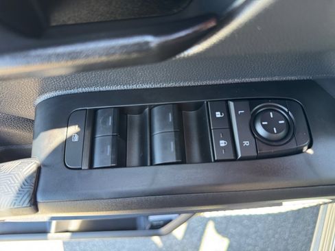 New 2025 Toyota Tacoma SR5 image 16