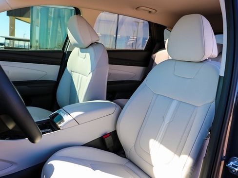 New 2025 Hyundai Tucson SEL image 11