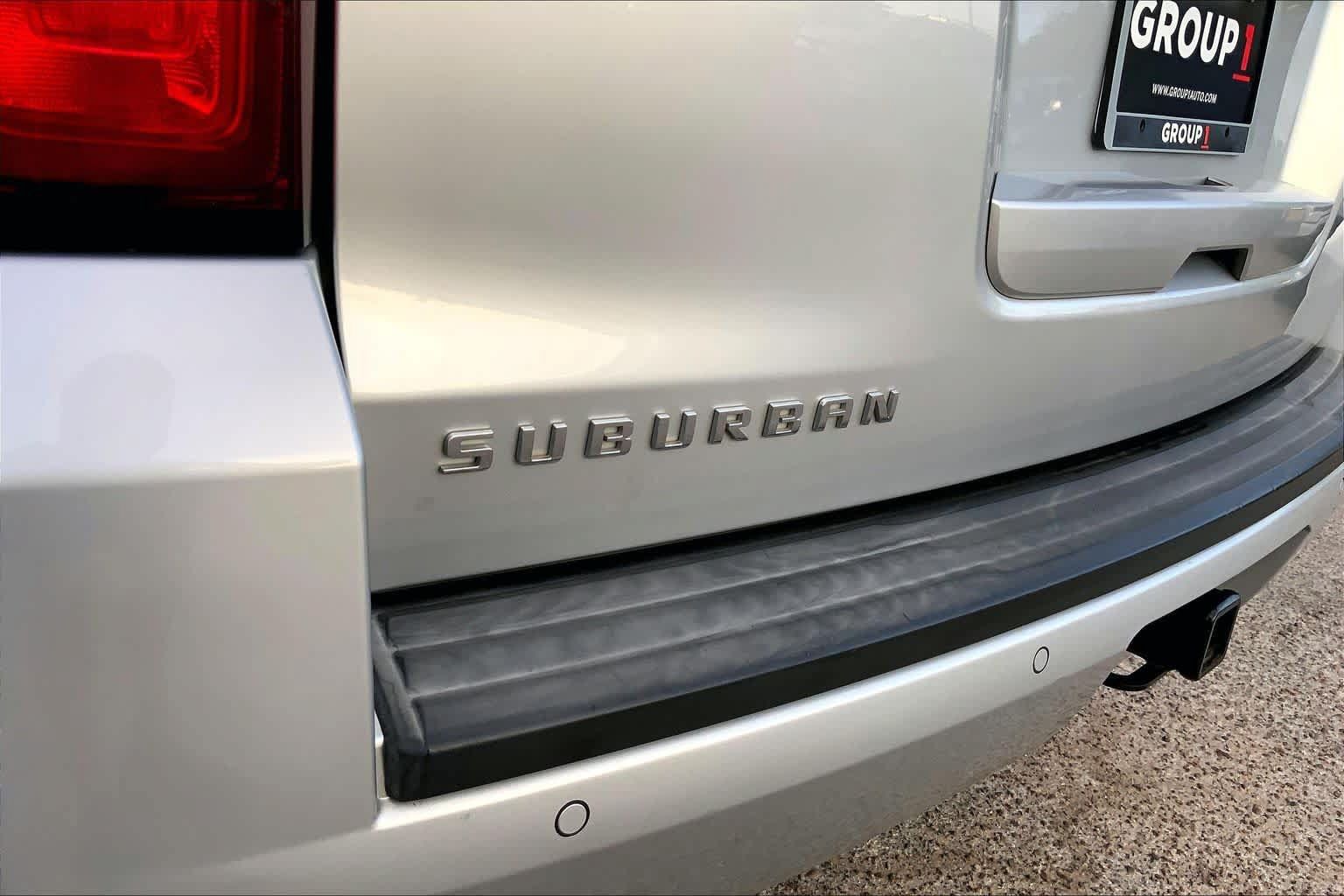 Used 2015 Chevrolet Suburban LS RWD image 30