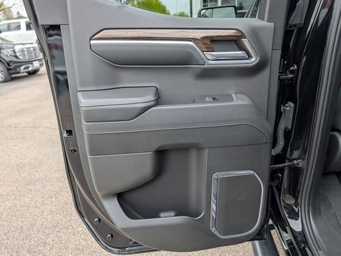 Used 2023 GMC Sierra 1500 Elevation w/ X31 Off-Road Package AWD/4WD image 25