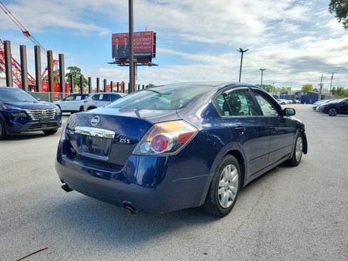 Used 2012 Nissan Altima 2.5 S FWD image 2