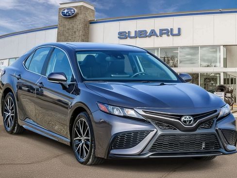 Used 2024 Toyota Camry SE w/ Audio Upgrade Package FWD image 6