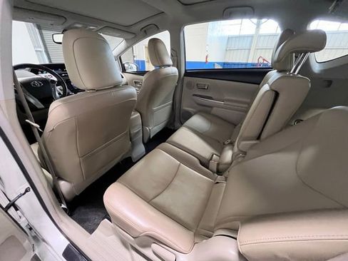 Used 2015 Toyota Prius V Five w/ Advanced Technology Package image 15