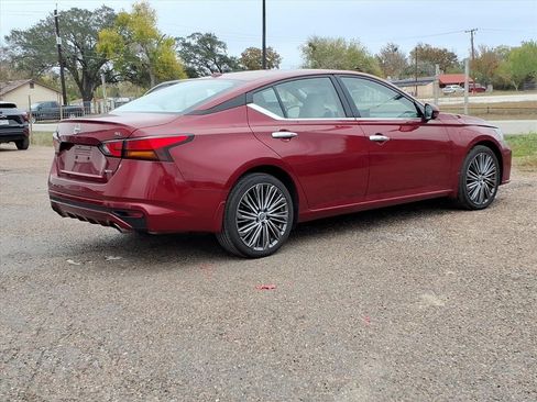 Used 2024 Nissan Altima 2.5 SL image 4