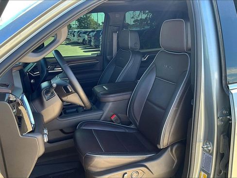 Used 2024 GMC Sierra 2500 Denali w/ Technology Package image 33