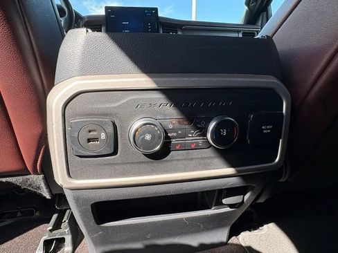Used 2023 Ford Expedition Max Limited AWD/4WD image 27