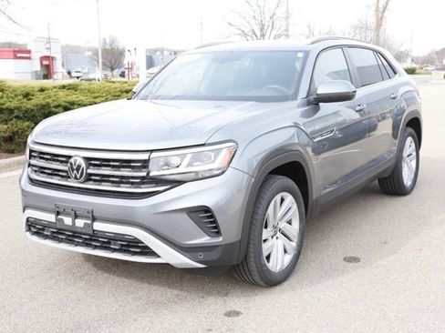 Used 2022 Volkswagen Atlas Cross Sport SE image 10