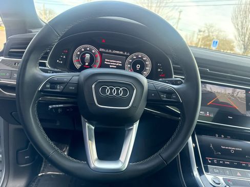 Used 2025 Audi Q8 Premium Plus w/ Premium Plus Package AWD/4WD image 11