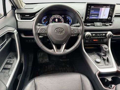 Used 2019 Toyota RAV4 Limited AWD/4WD image 22